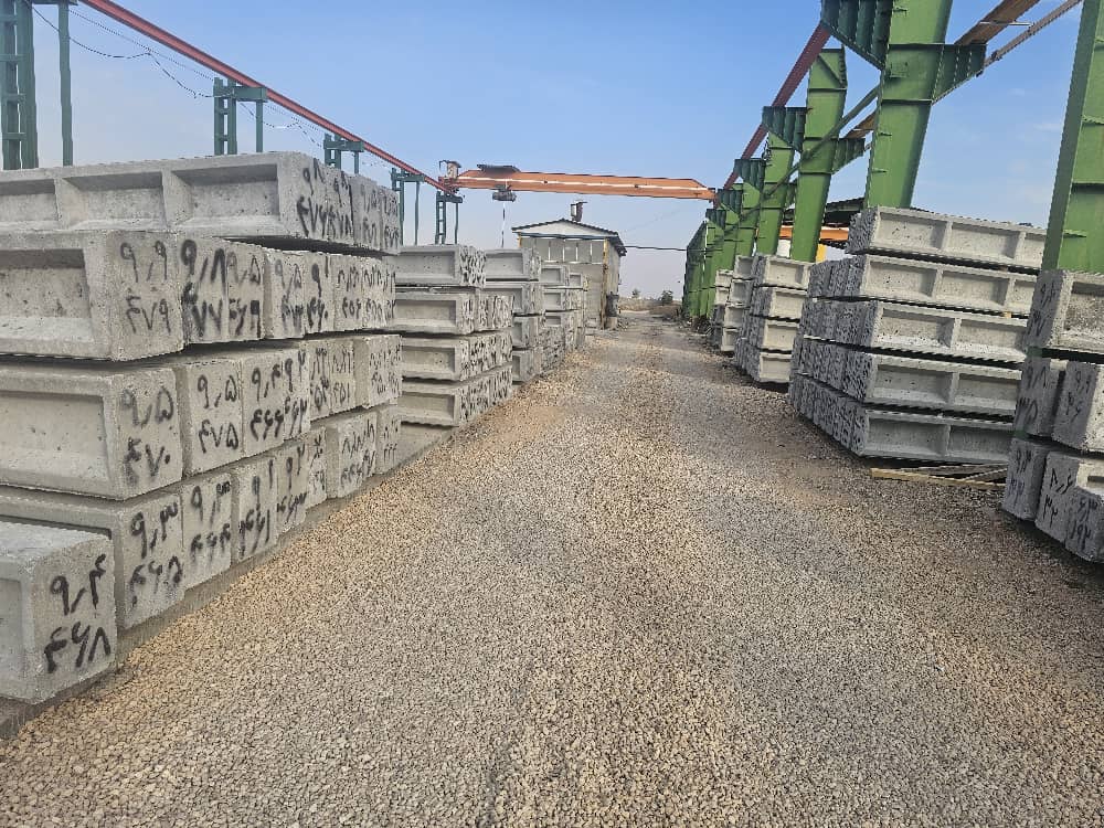 تولید تیربرق بتنی اچ و گرد صنایع بتنی سمن دژ ابوترابی در شیراز